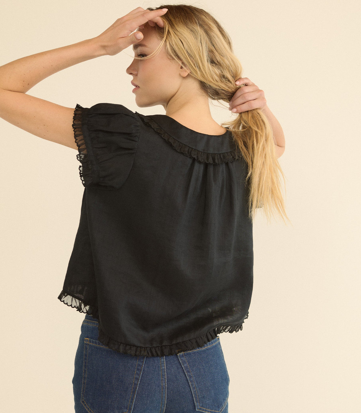 KARINA TOP -- BLACK