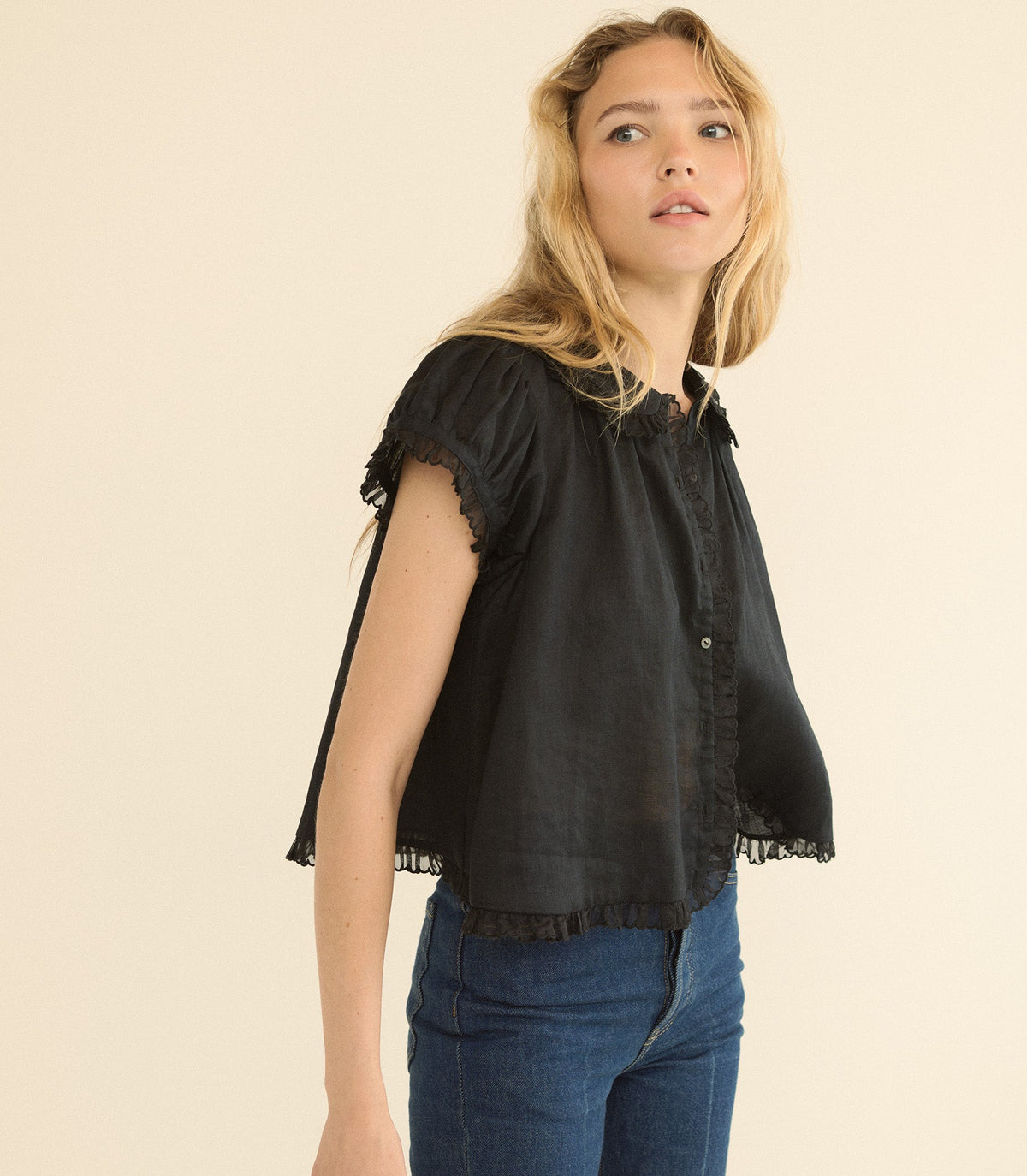 KARINA TOP -- BLACK